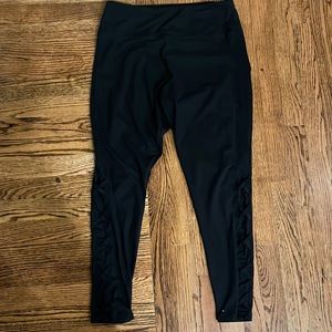 Black Marika Leggings. Ankle length on me. I’m 5’7”